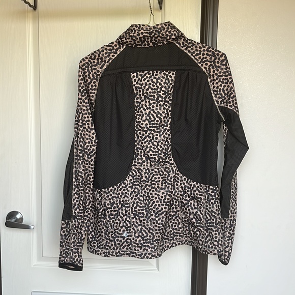 Lululemon Jacket - Picture 2 of 2